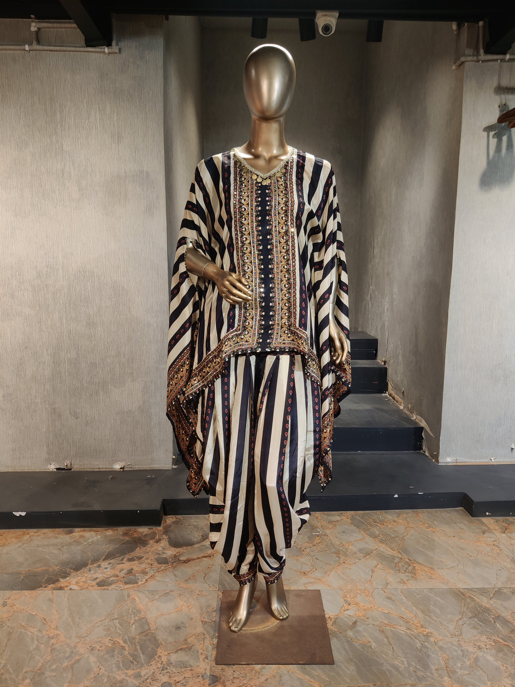 Monochrome Heritage Print Kaftan