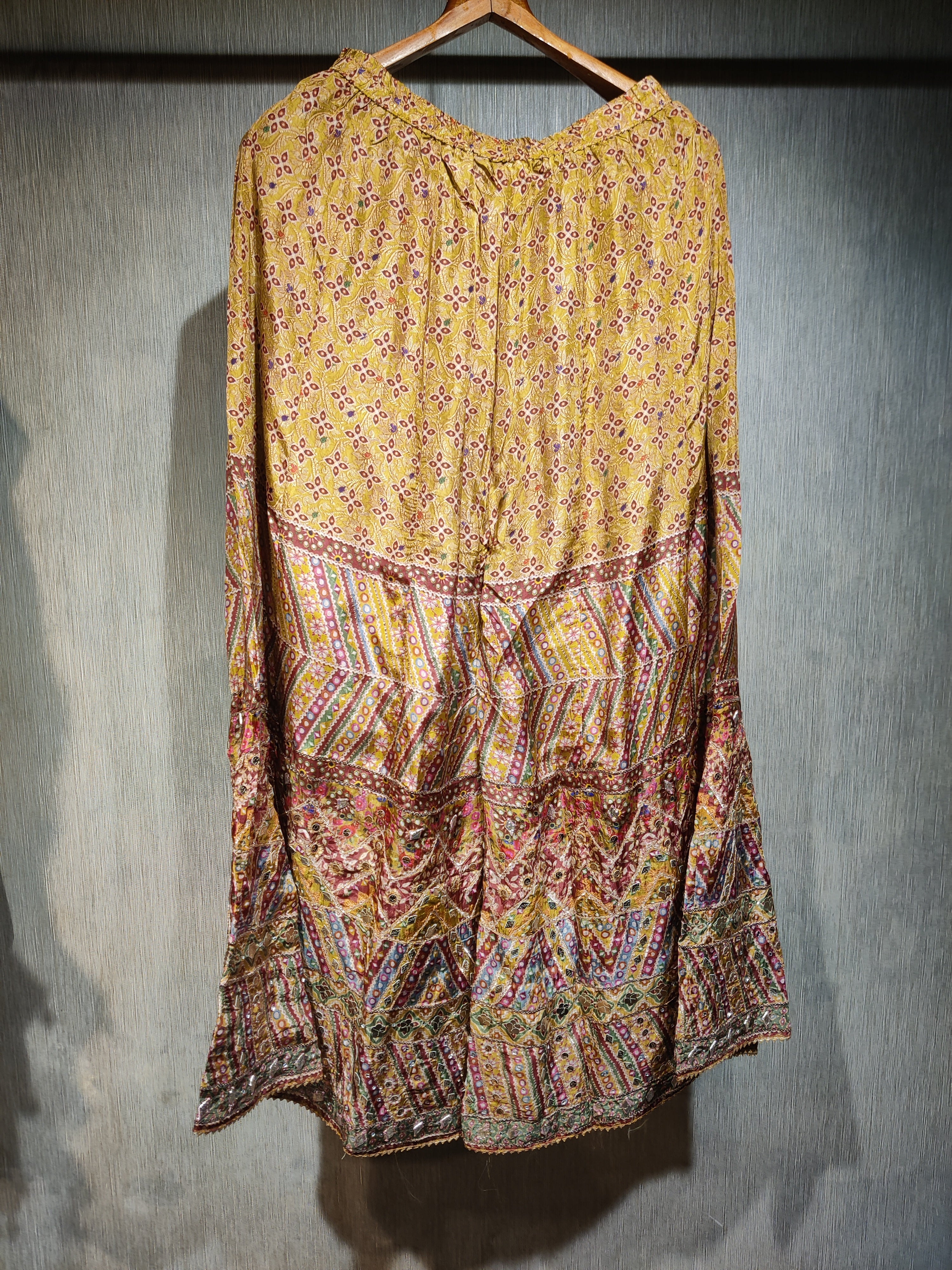 Russian Silk Tribal Print Set with Stone Work