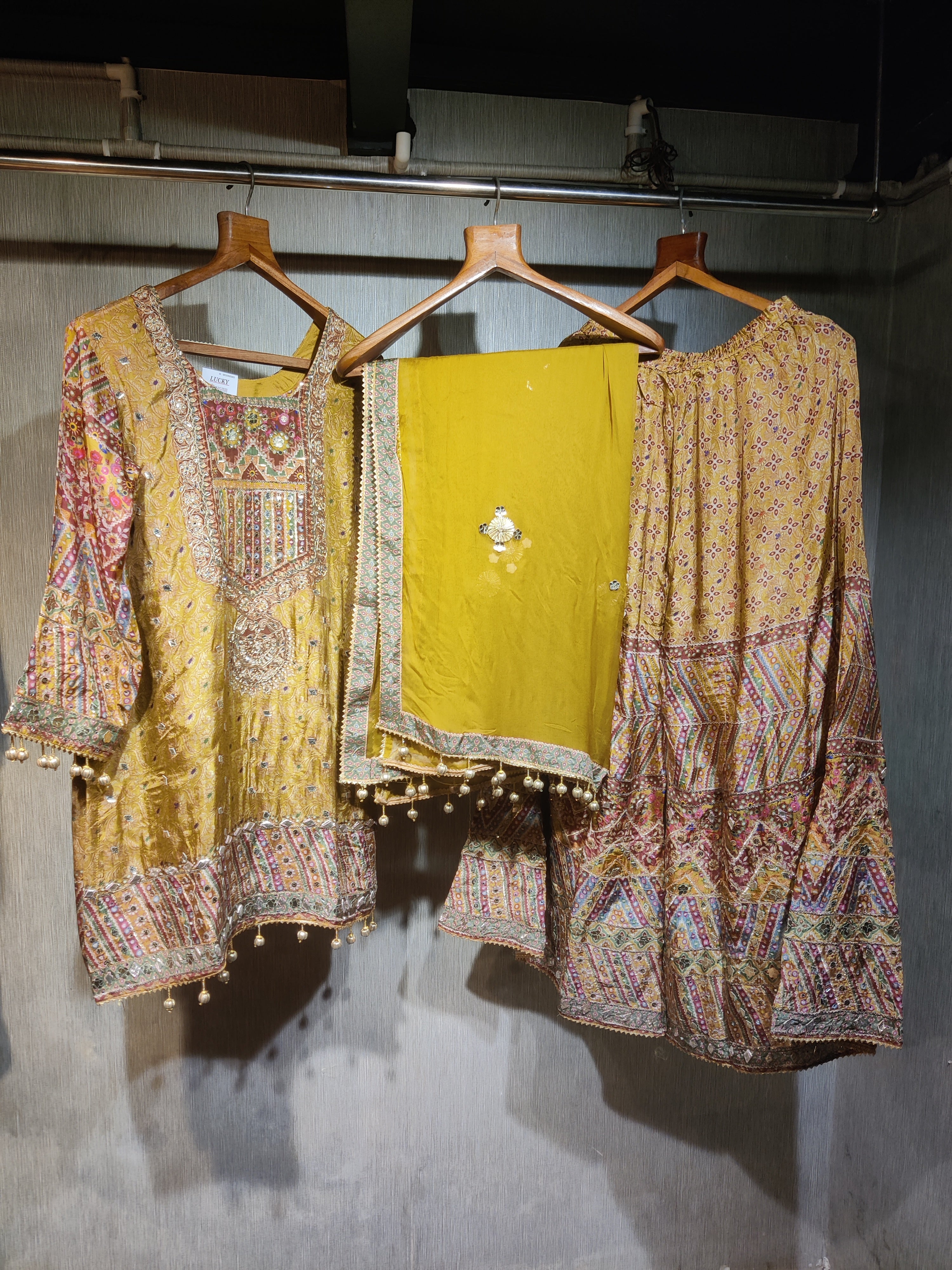 Russian Silk Tribal Print Set with Stone Work